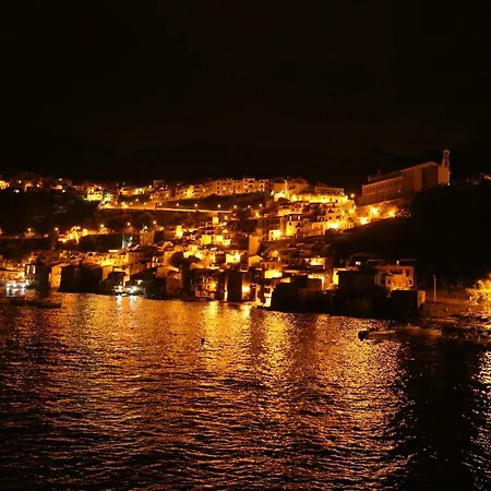 Il Ritratto Casa Scilla