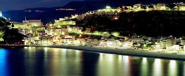 Ferienhaus Il Ritratto Casa Scilla