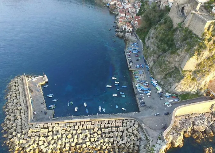 Il Ritratto Casa * Scilla